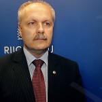 EKRE ettepanek katkestada röövelliku Eesti-Vene piirileppe ratifitseerimine lükati Riigikogus tagasi